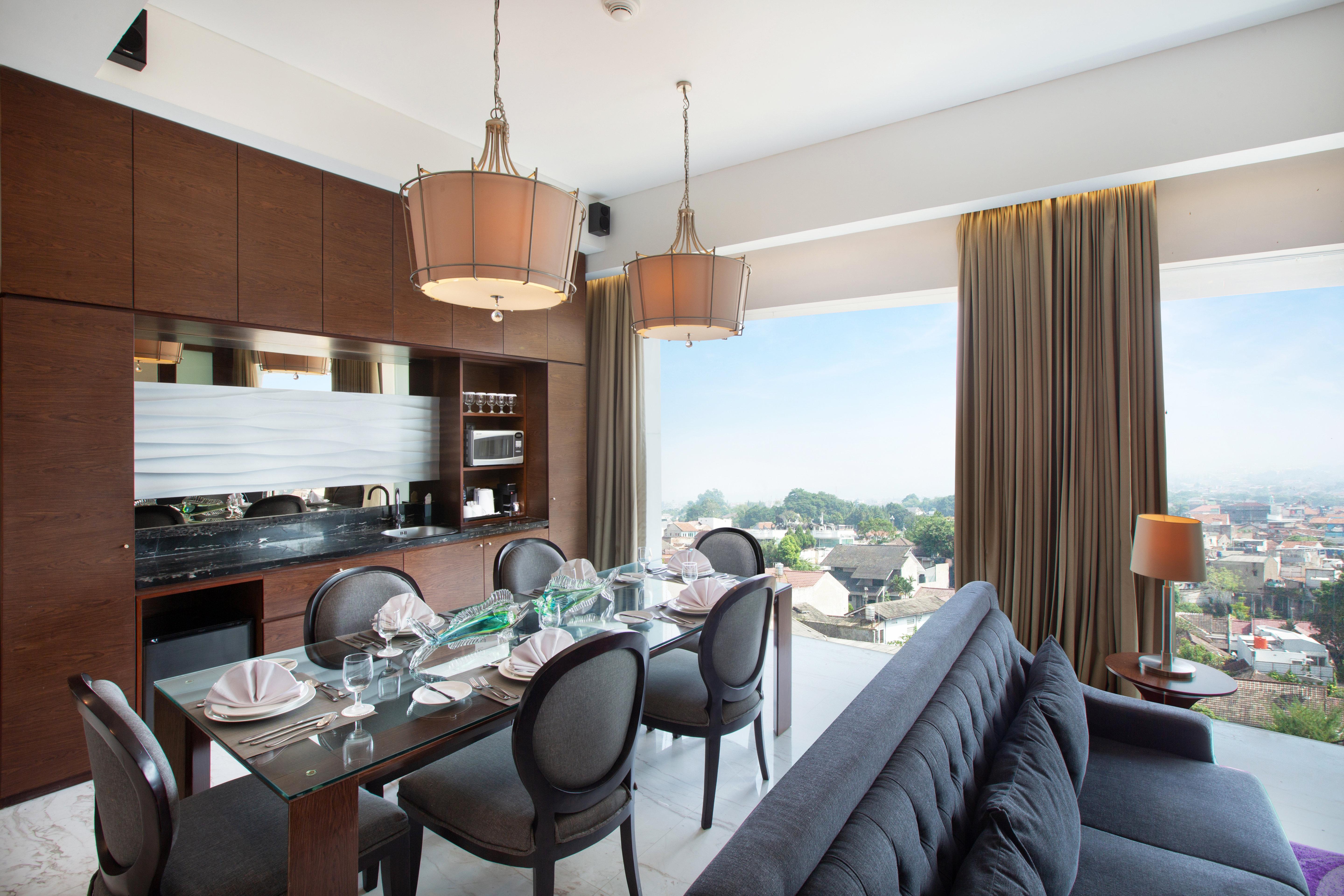 Holiday Inn Bandung Pasteur By Ihg Εξωτερικό φωτογραφία