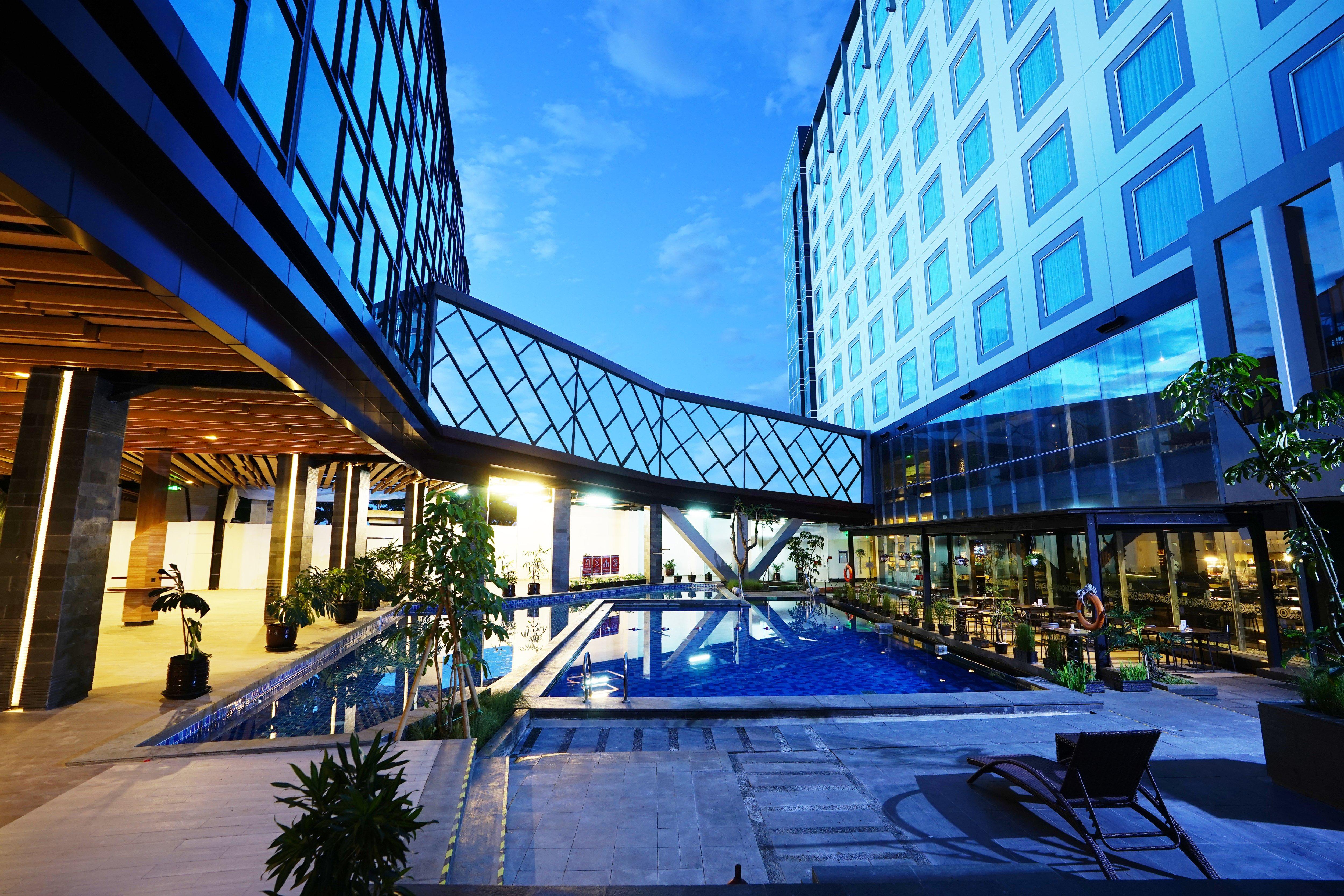Holiday Inn Bandung Pasteur By Ihg Εξωτερικό φωτογραφία
