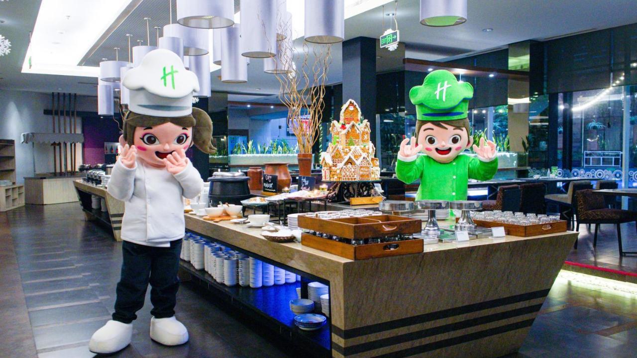 Holiday Inn Bandung Pasteur By Ihg Εξωτερικό φωτογραφία