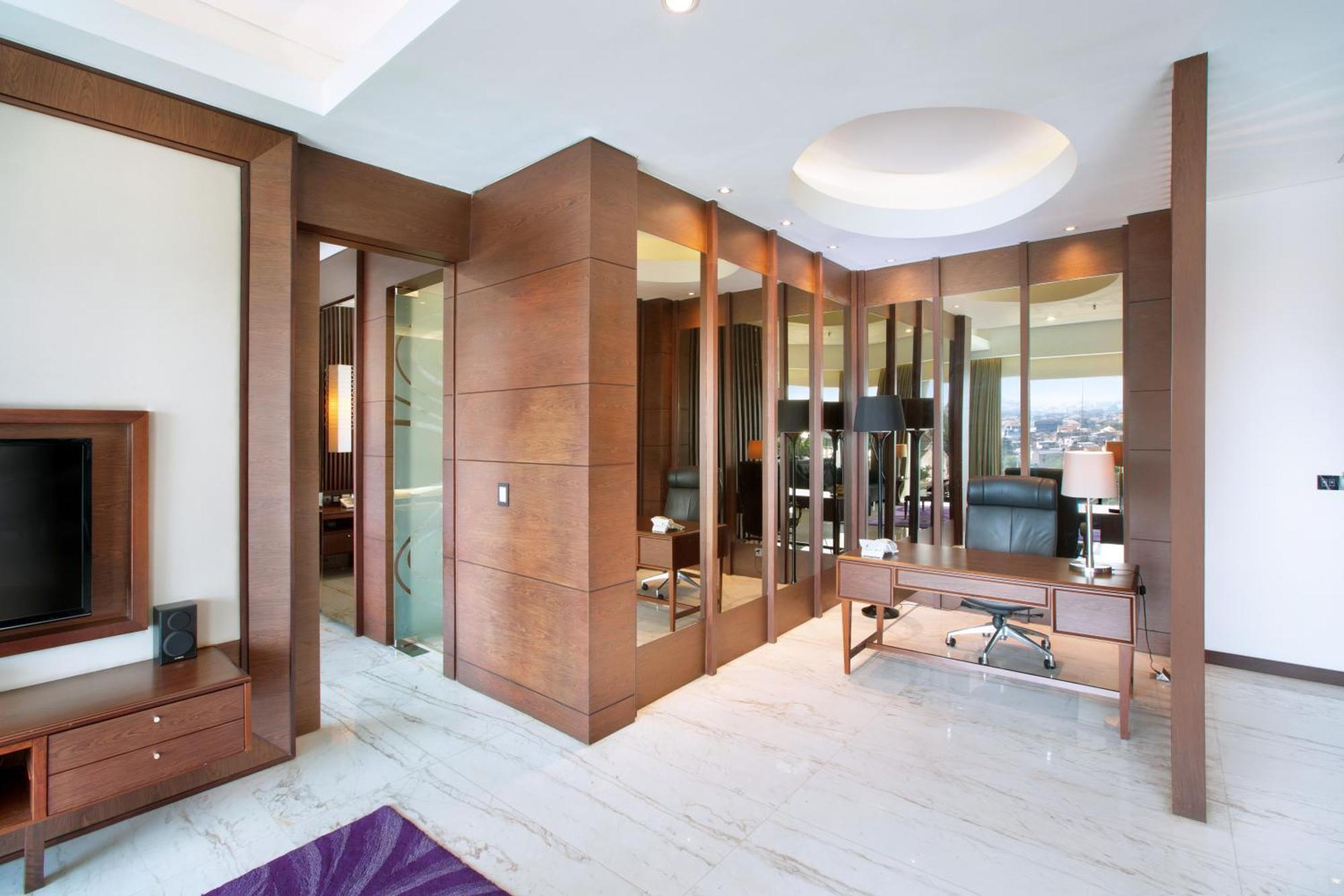 Holiday Inn Bandung Pasteur By Ihg Εξωτερικό φωτογραφία
